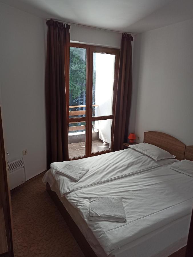 Private Apartments Nevena Pamporovo Exterior photo