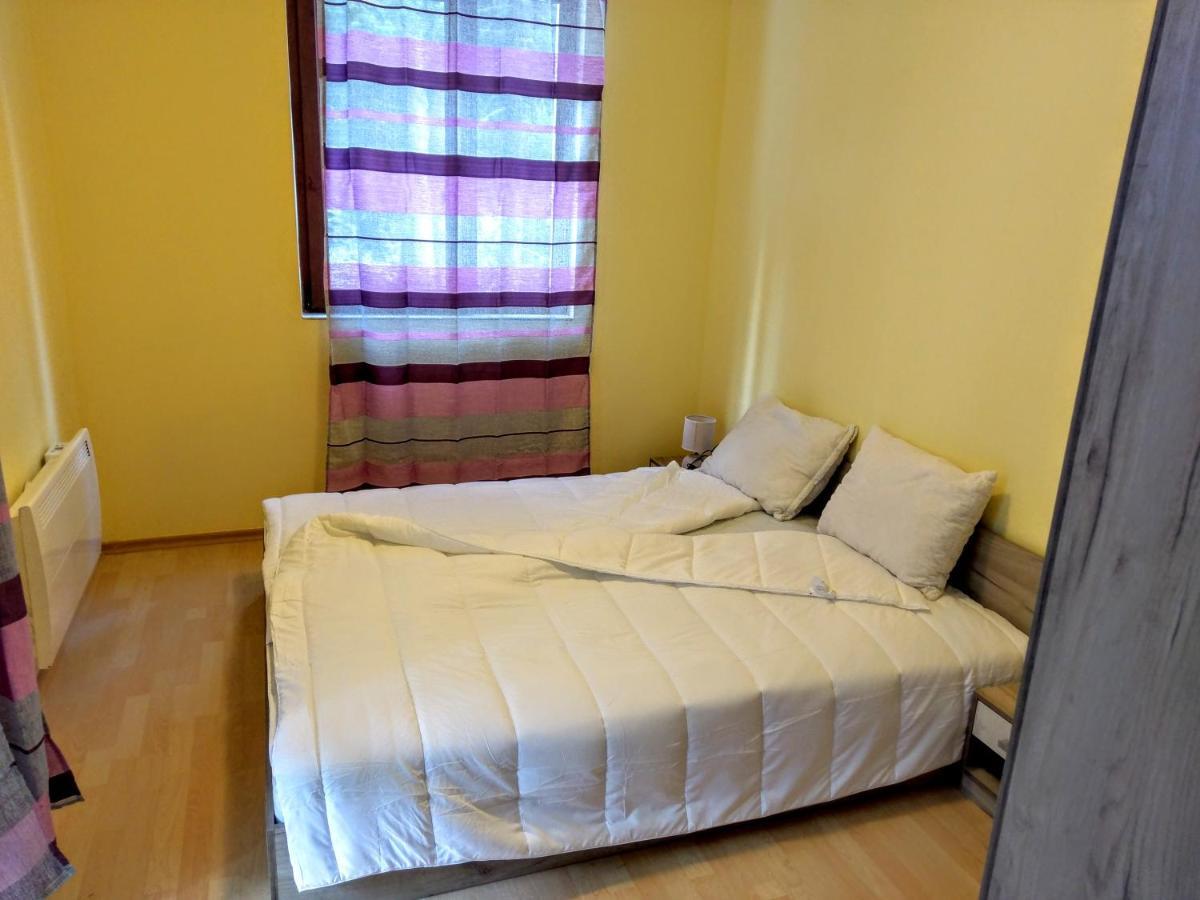 Private Apartments Nevena Pamporovo Exterior photo